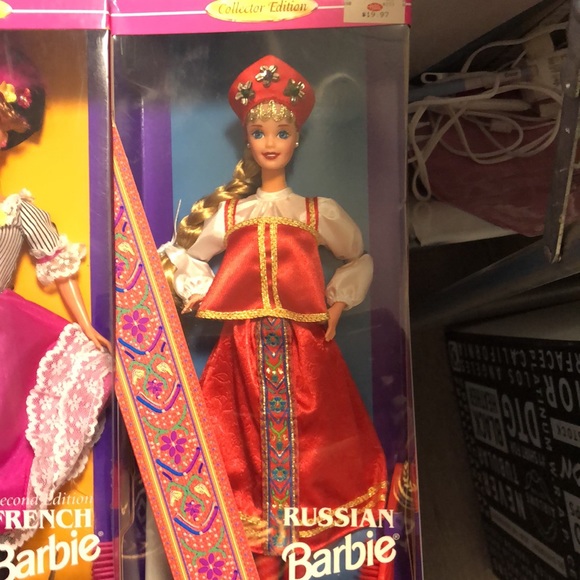3 never taken out of boxes- Barbies! Around the world! French, Russian,Chilean - Picture 4 of 7